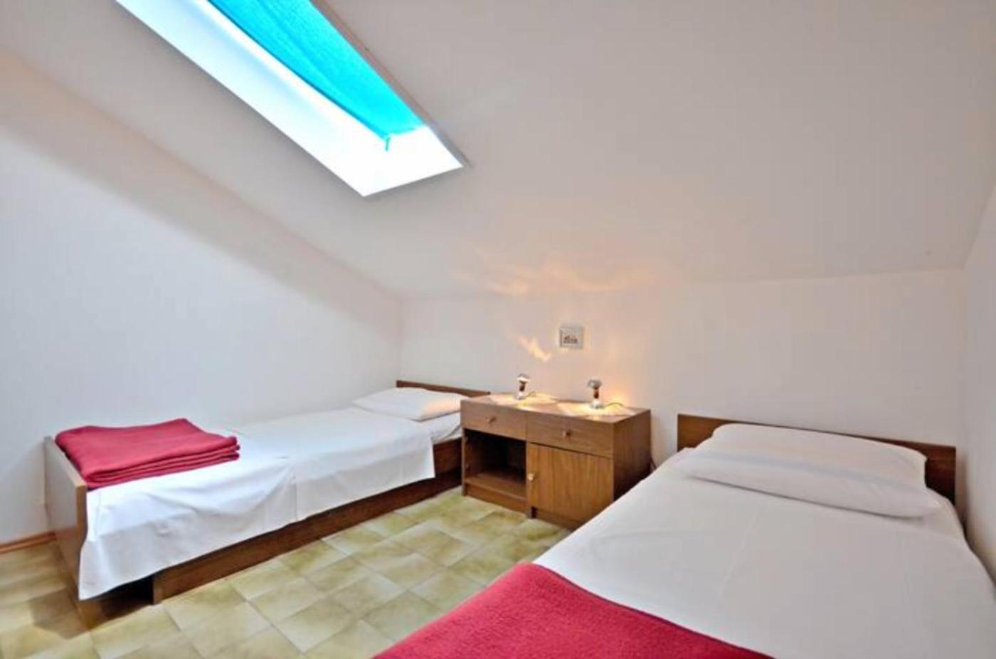 Apartment Bozikovic - Jelsa - Vitarnja Kültér fotó