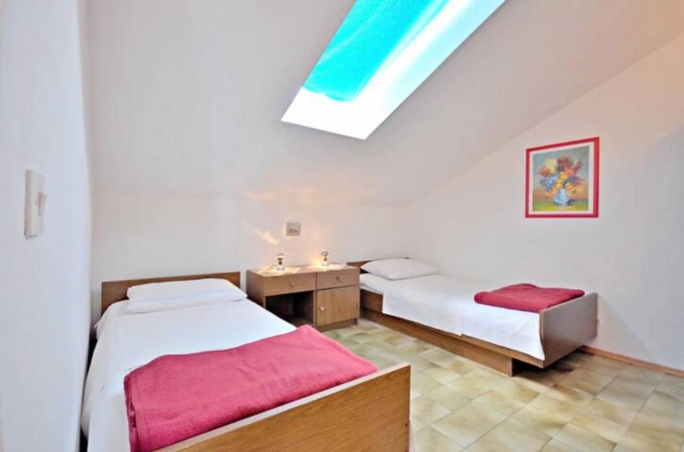 Apartment Bozikovic - Jelsa - Vitarnja Kültér fotó