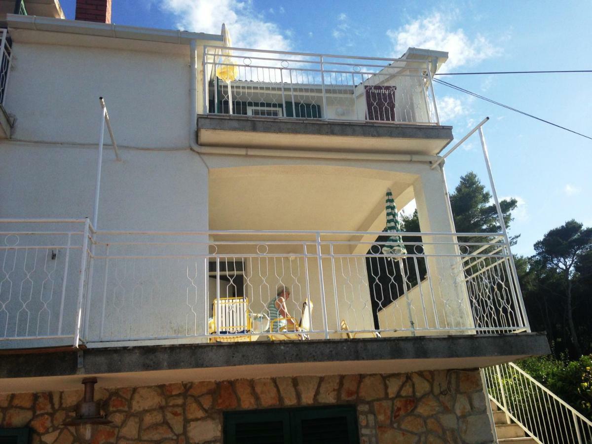 Apartment Bozikovic - Jelsa - Vitarnja Kültér fotó
