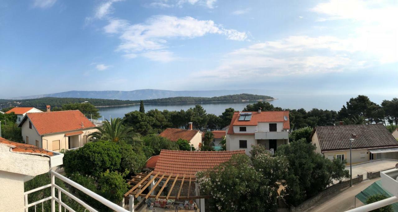 Apartment Bozikovic - Jelsa - Vitarnja Kültér fotó