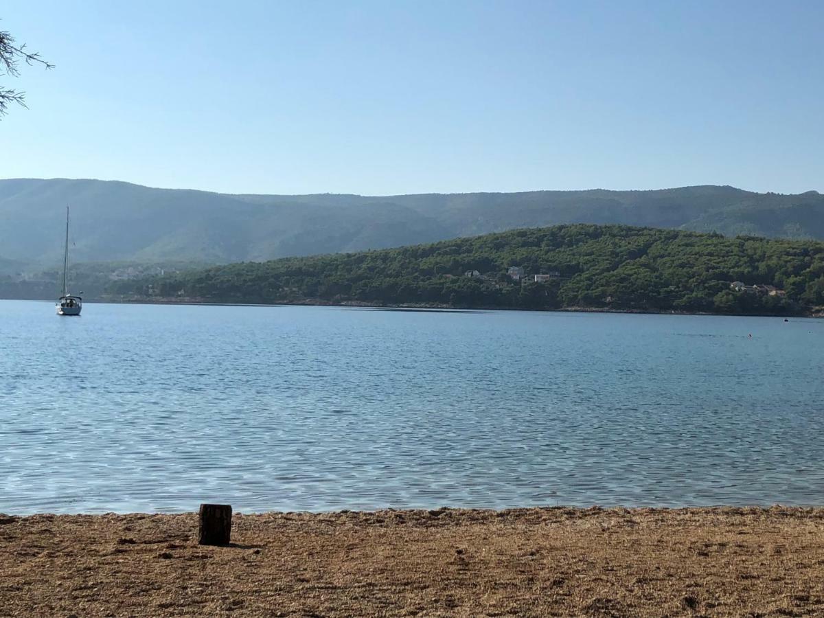 Apartment Bozikovic - Jelsa - Vitarnja Kültér fotó